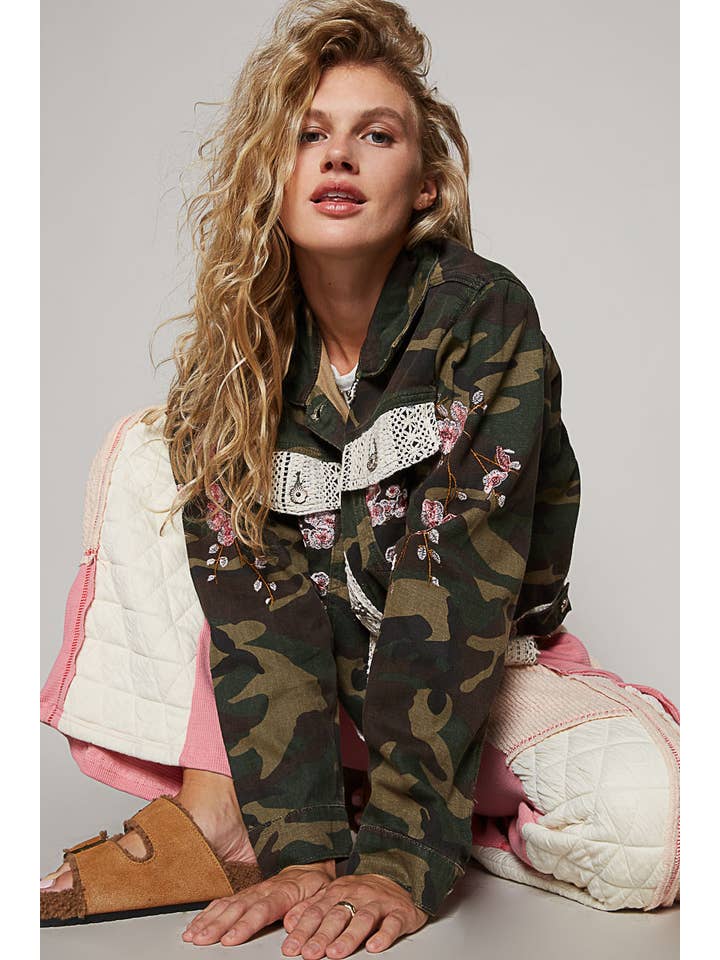Pol Clothing - Wholesale Jacket - Women's - Vintage washed back flower patch printed jacket