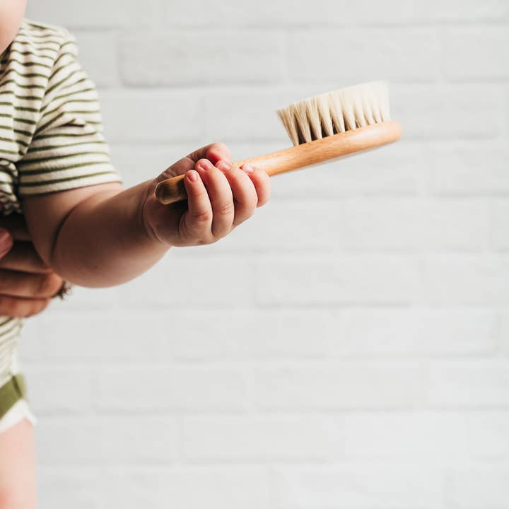 Giften Market - Wholesale Hair Brush/Comb - Kids & Baby - Baby's First Hairbrush in Beechwood - Natural & Gentle1