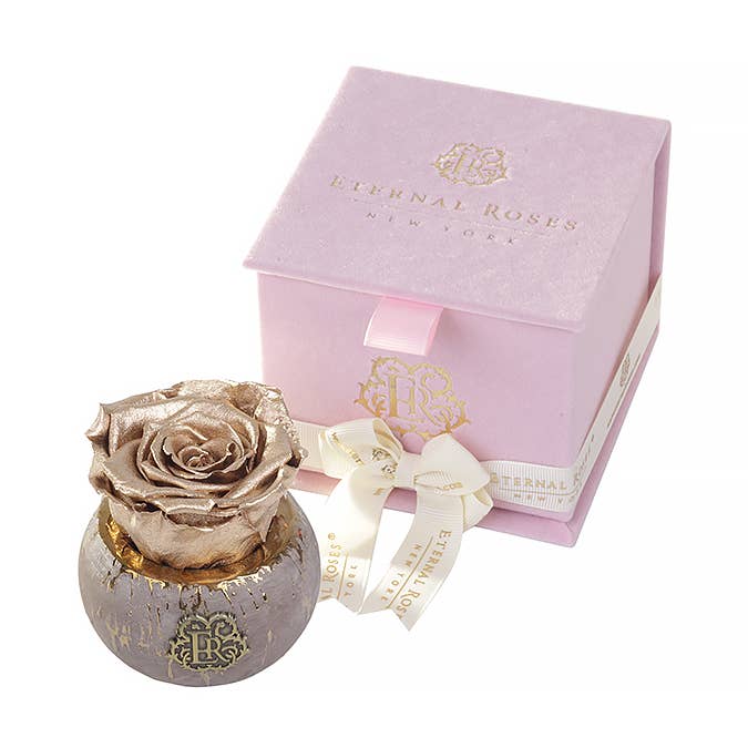 Sweetheart Mini Gift Box for wholesale by Eternal Roses®