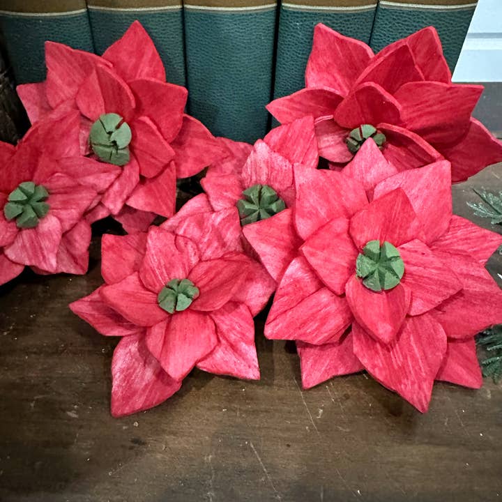 Poinsettia - Assortiment teinté de fleurs en bois Sola - lot de 6 pour la vente par Oh You're Lovely
