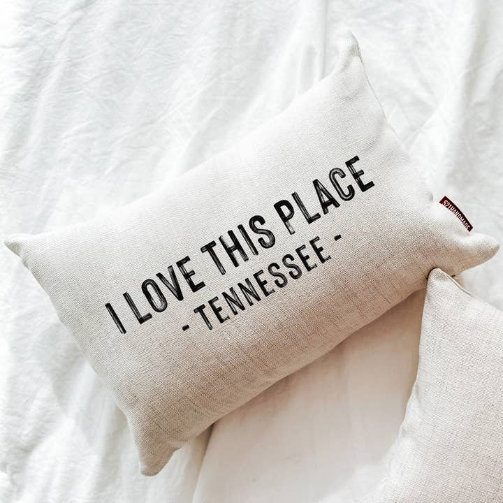 Cuscino personalizzato I Love This Place per la vendita all'ingrosso da parte di 521handmade