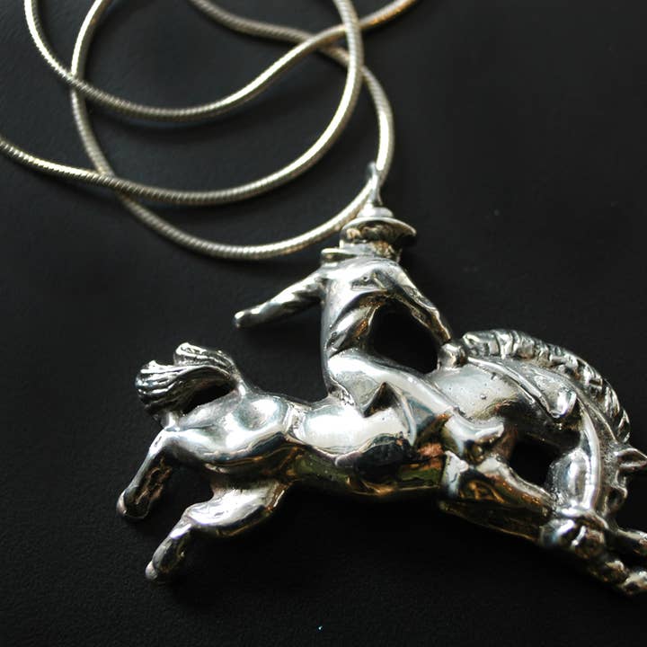 Collana Cowboy Bronco per la vendita all'ingrosso da parte di Hi Octane | SilverBotanica