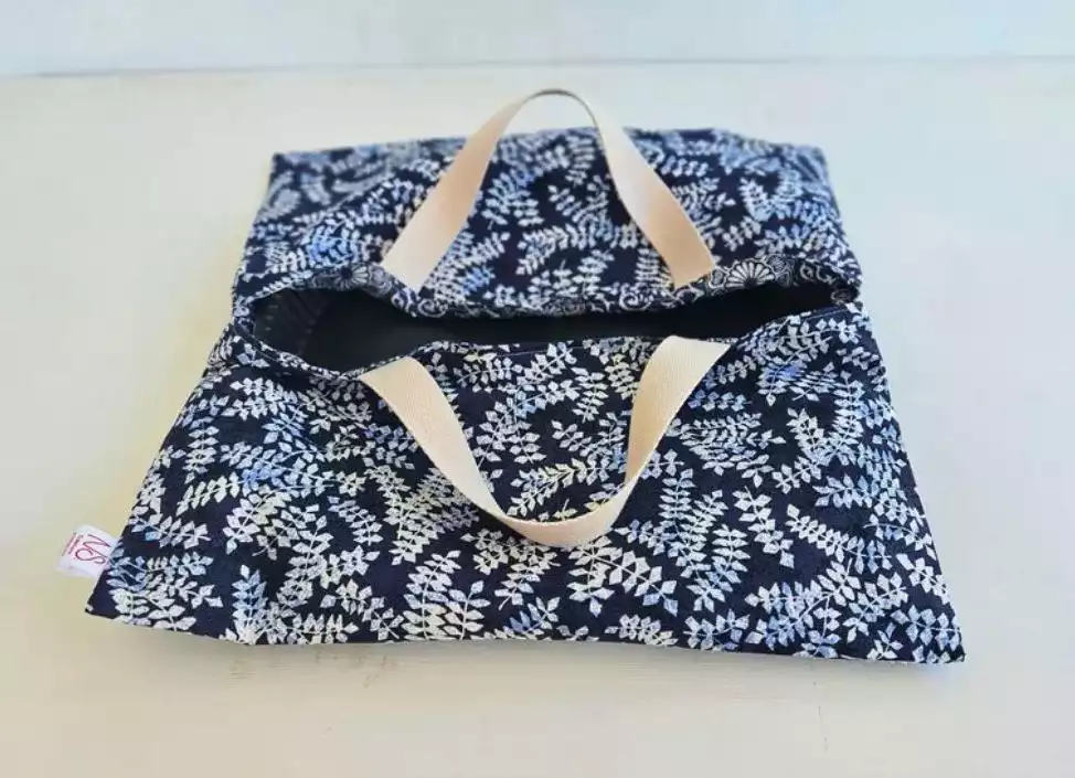 NS par Nathalie SEVE - Wholesale Kitchen Storage/Organizer - Reversible Pie Bag - PARANGA TAMAN2