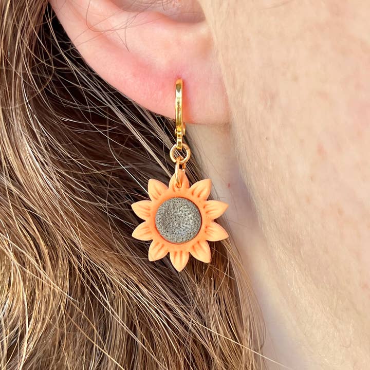 Hayden Handcraft - Wholesale Dangle Earrings - Sunflower Earrings1