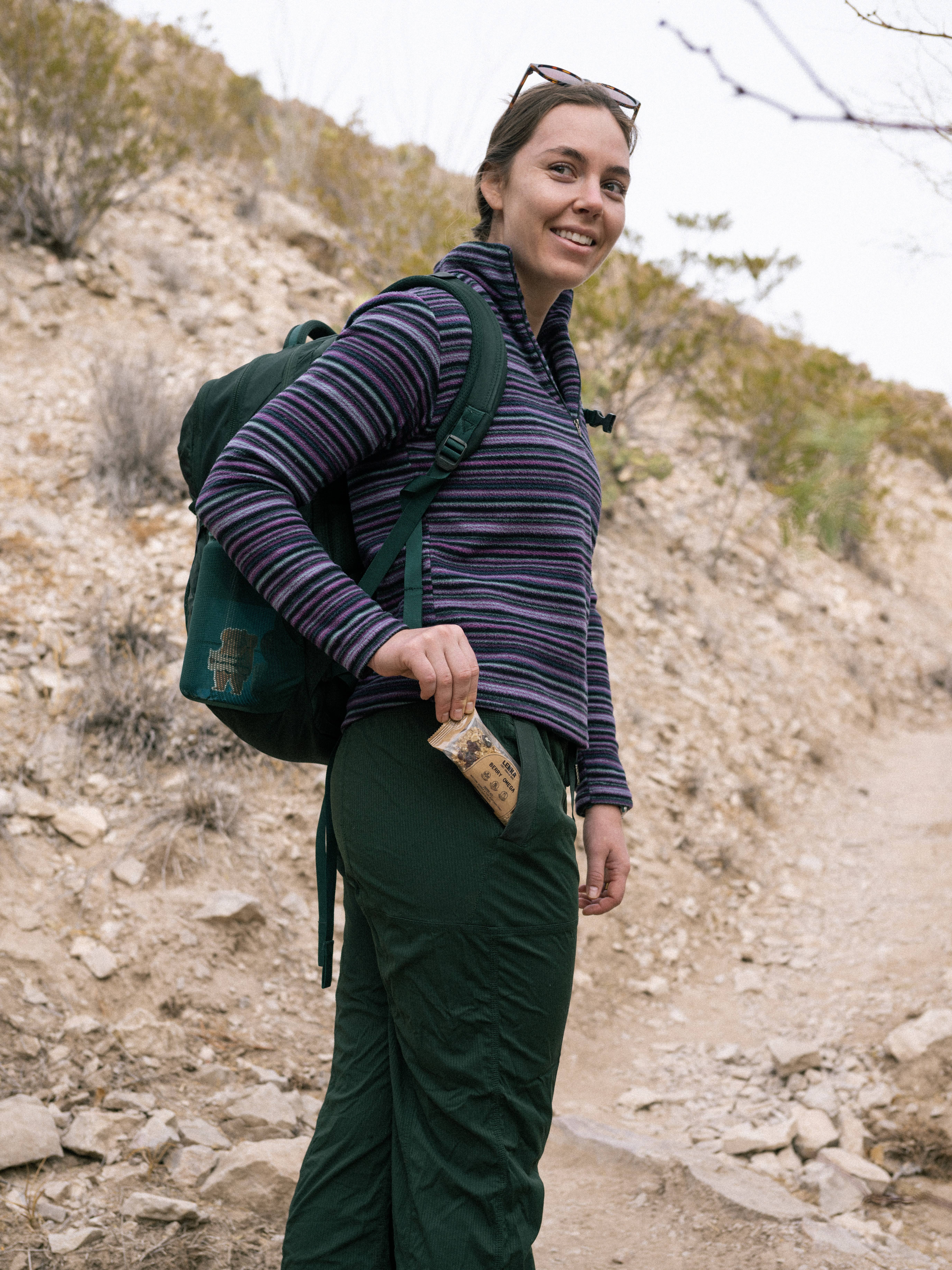 Lenka Craft Granola Bars - Wholesale Snack Bar - Berry Omega Granola Bar -High Fiber, Gluten-Free, Dairy Free7