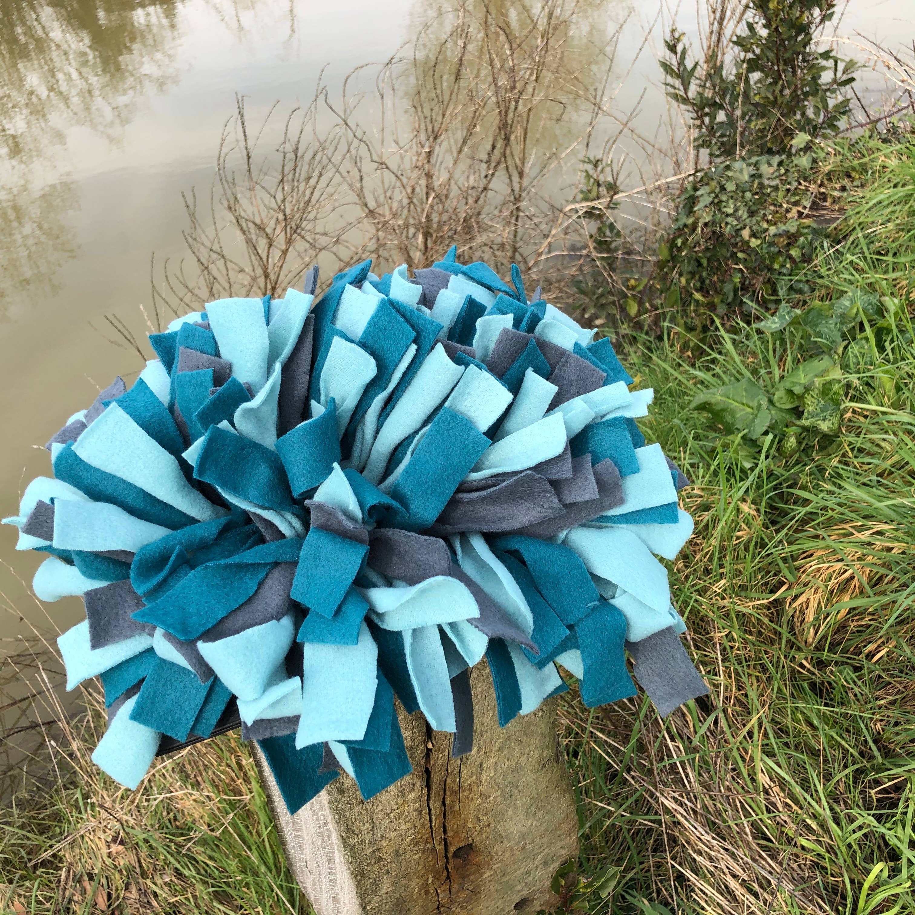 TUGS DE WOUFS EN FOLIE - Wholesale Pet Toy - Cat/Dog - Digging mat - Enrichment game for dogs and cats4