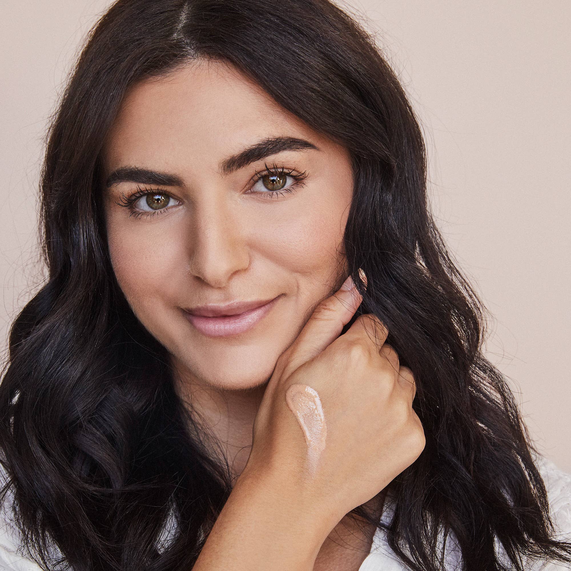 Kari Gran - Wholesale Tinted Moisturizer - Essential Tinted SPF 304