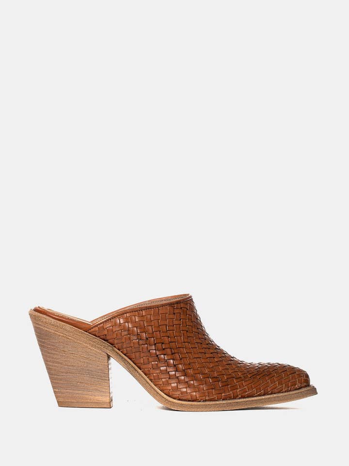 Sabot tressé cuir XD803 pour la vente par METISSE