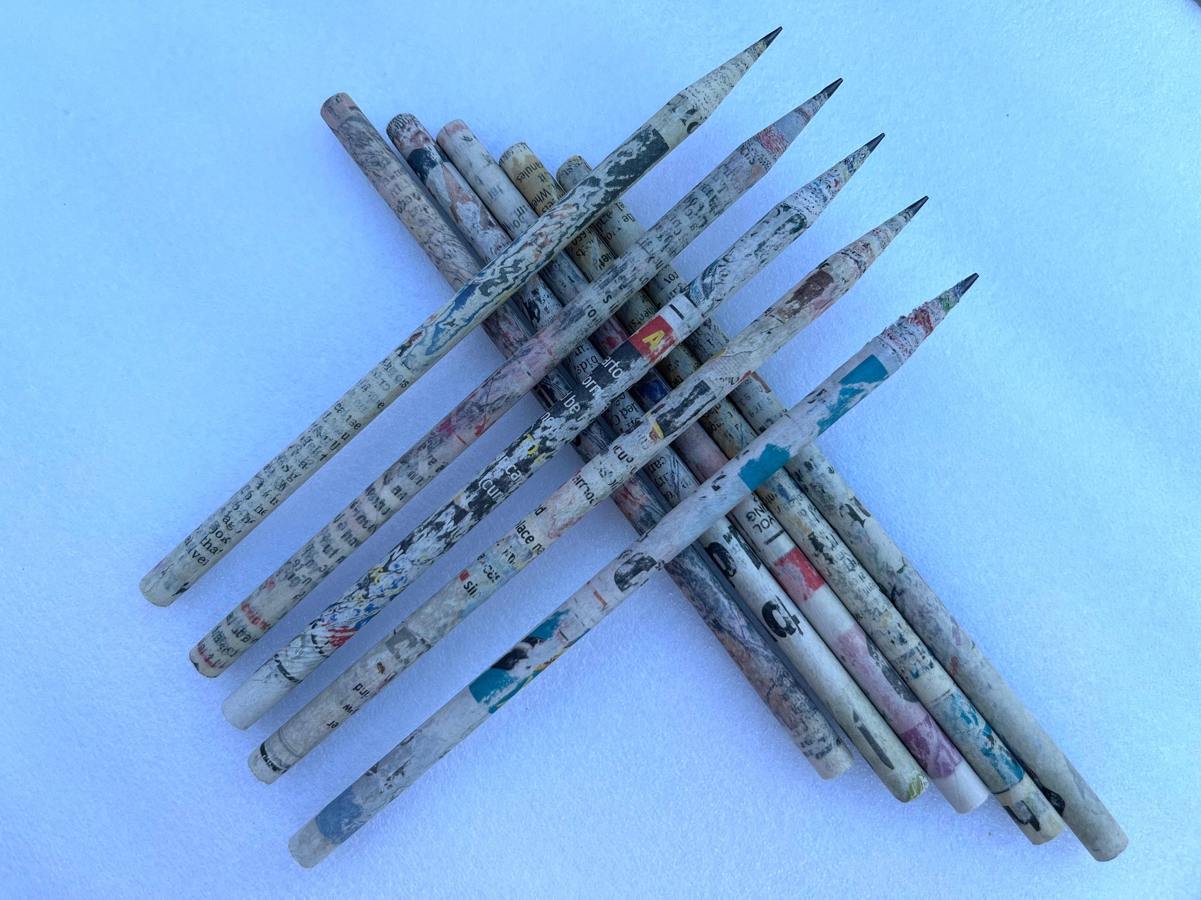 Hopes Unlimited - Vente Crayons - Crayon en papier journal recyclé - boîte de 103