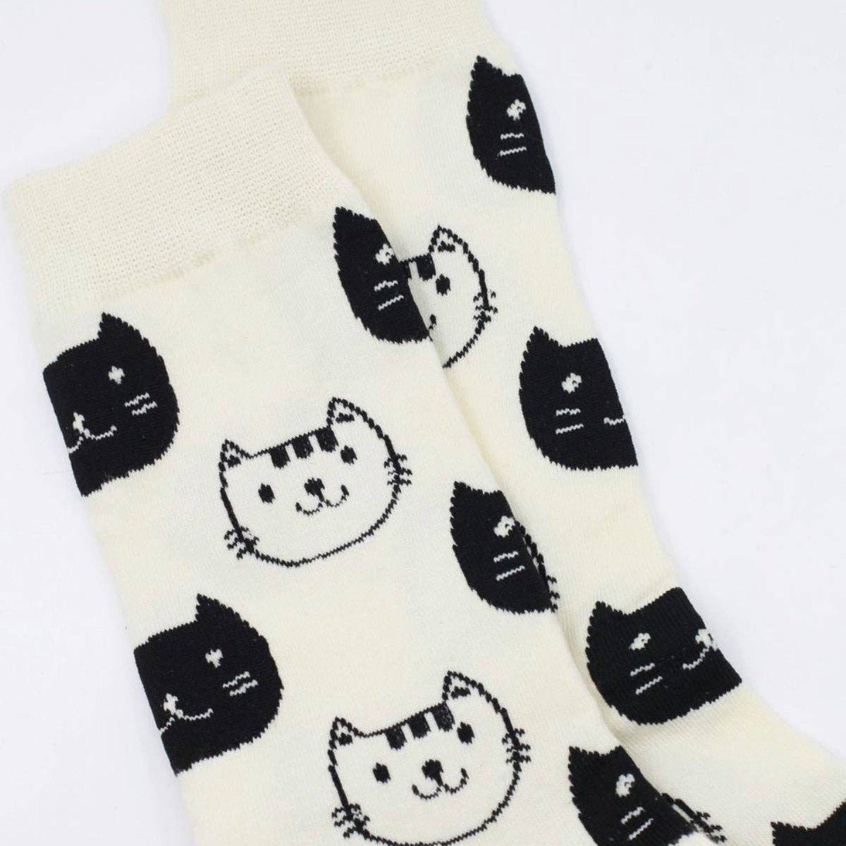 Sock Panda - Vendita all'ingrosso Calzini - Donna - Calzini con motivo di gatti bianco e nero (taglia donna media)1