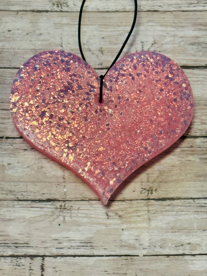 Hellrosafarbenes Herz für den Großhandel von Heavenly Divine Creations