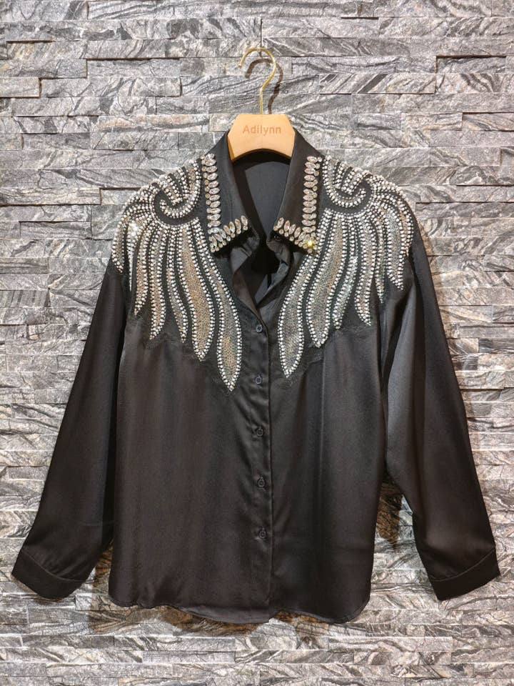 Button-up shirt with jewels, sequins, and beads J24411 for wholesale by Adilynn DAYMENTEX