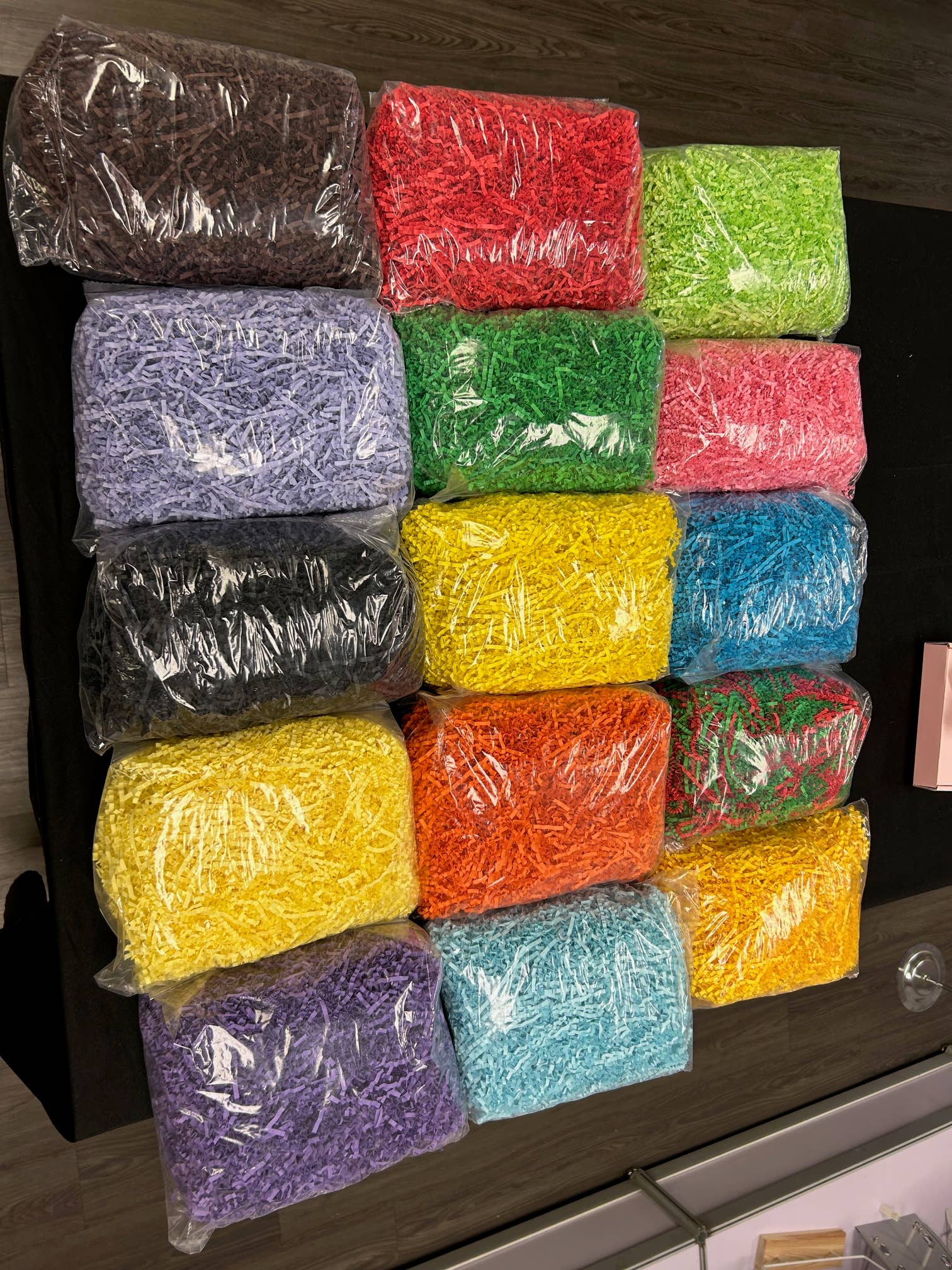 Zakka - Wholesale Tissue Paper - 1LB Vibrant Crinkle Paper Gift Packaging Colorful Shredded1