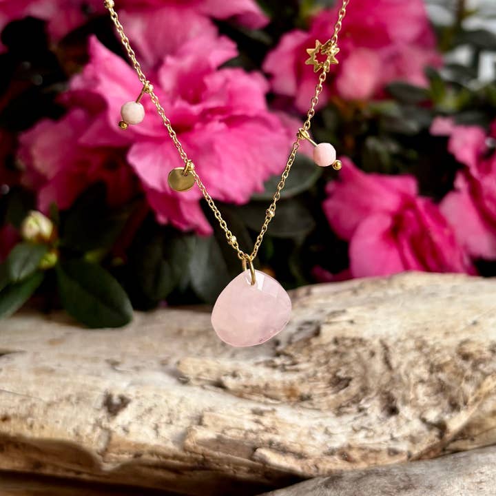 Ocean Ripples – wholesale Pendant/charm necklace – 18ct Gold Plated Rose Quartz Pendant Necklace