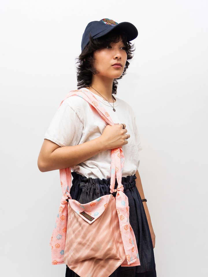 Sac Miniyashi pour la vente par Isaboko