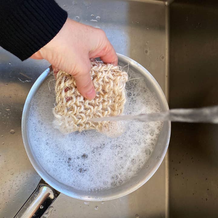 Kitchen Scourer | Scrub ecologico per pentole e padelle per la vendita all'ingrosso da parte di Spaza Home UK