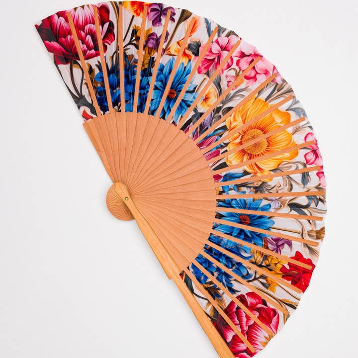 CONCHITA MENÉNDEZ - Wholesale Handheld Folding Fan - Art Nouveau wooden and silk fan. Handmade in Spain