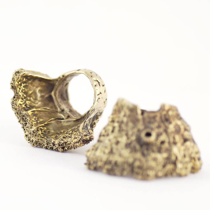 Bronze BARRIERE REEF inspireret BARNACLE for engroshandel hos Grace Gow