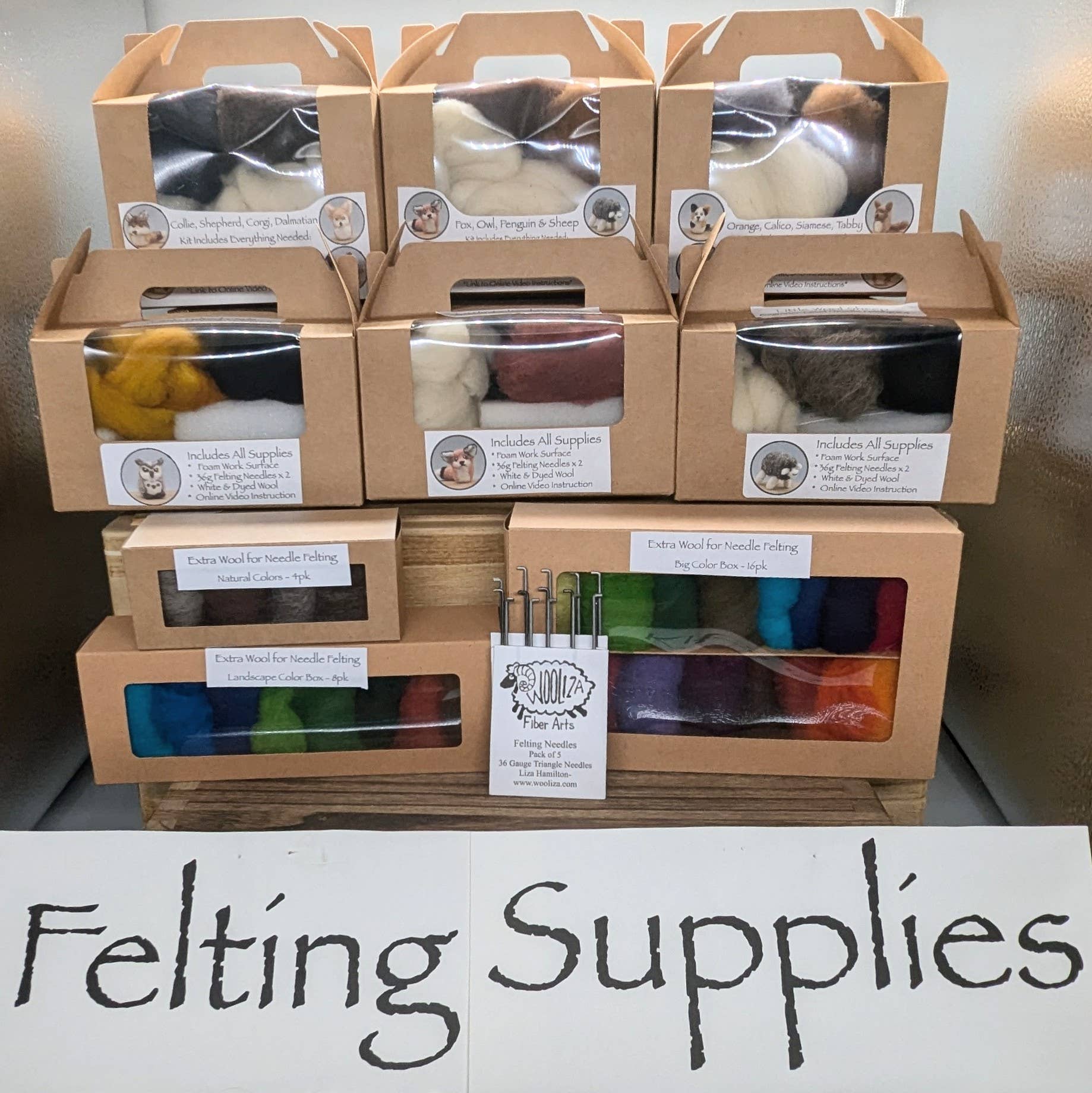 Wooliza Fiber Arts – wholesale Craft supplies – Small Size - Extra Wool Color Box- Five Color Options2