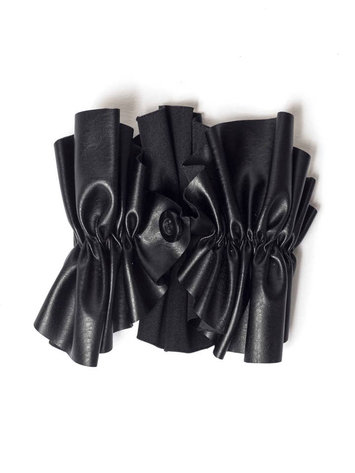 BRAS. ANTIGONE POUR .FIRST HANDMADE | Emanuela Salatino pour la vente par Emanuela Salatino