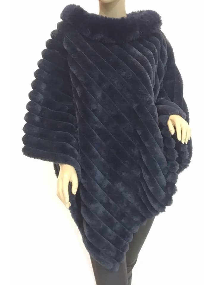 LOOWIE - Wholesale Poncho - Women's - 068 Luxurious Green Faux Fur Ribbed Poncho with Plush Collar