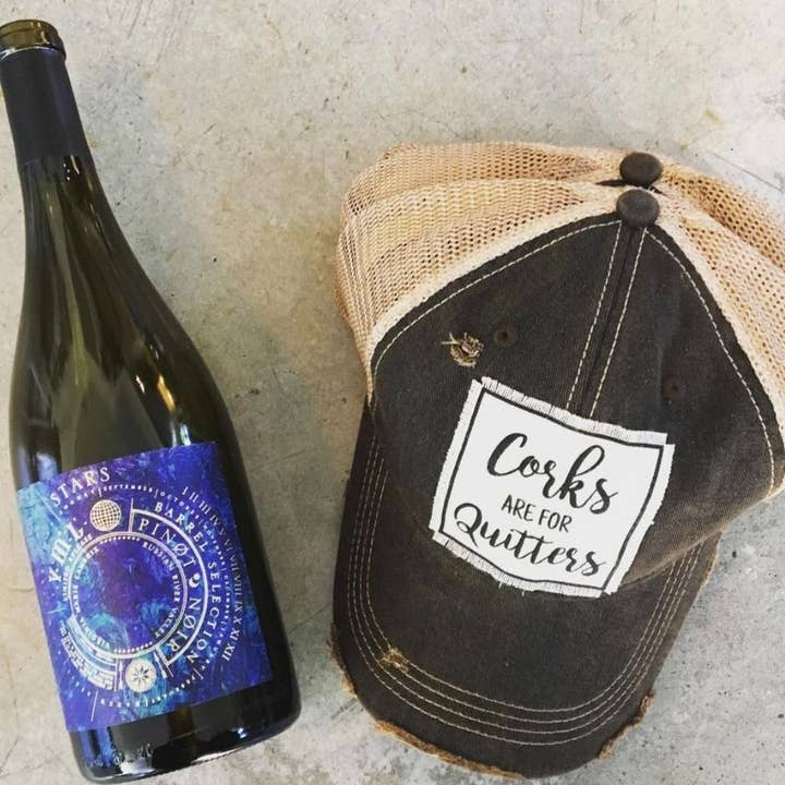 Vintage Life - Wholesale Trucker hat – Unisex - Corks Are For Quitters Distressed Trucker Hat Baseball Cap1