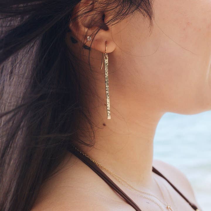 Brincos de barra martelada em ouro ou esterlina por atacado de Salty But Sweet