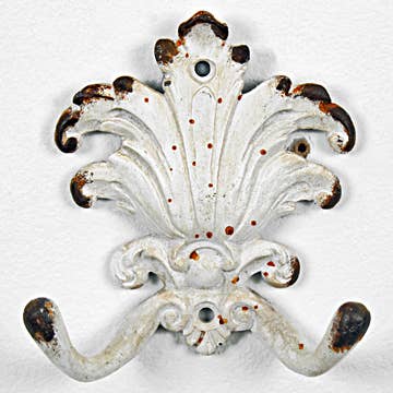 Gancho Duplo Acanthus por atacado de Originals International Ltd