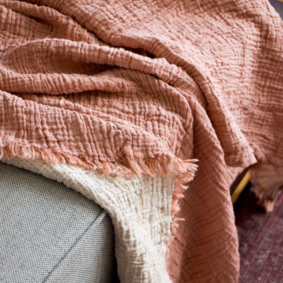 Primitive – wholesale Throw blanket – Carignan Reversible Gauze Muslin Throw Plaid Blanket W011