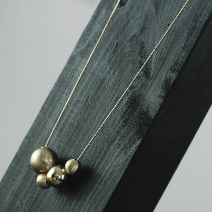 Dansk Copenhagen – Engroshandel Halskæde med vedhæng – Tabitha Multi Balls Necklace Gold Plating