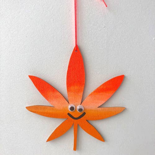 Cosmic Peace Studio - Wholesale Wall Accent - BEST BUDS WALL CHARM1