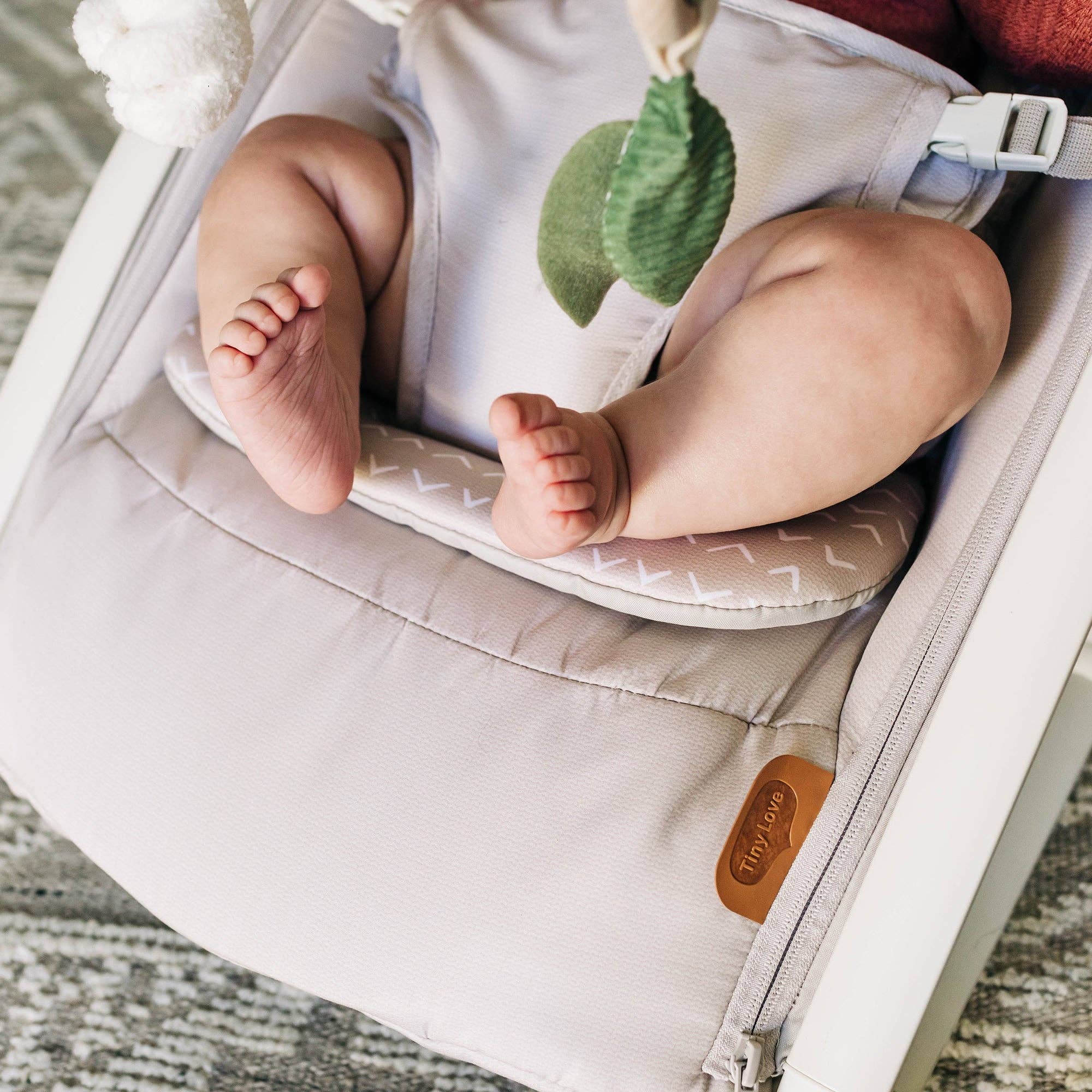 Boho Chic Transat Boho Chic 2-en-1 à bascule en vente sur Faire6