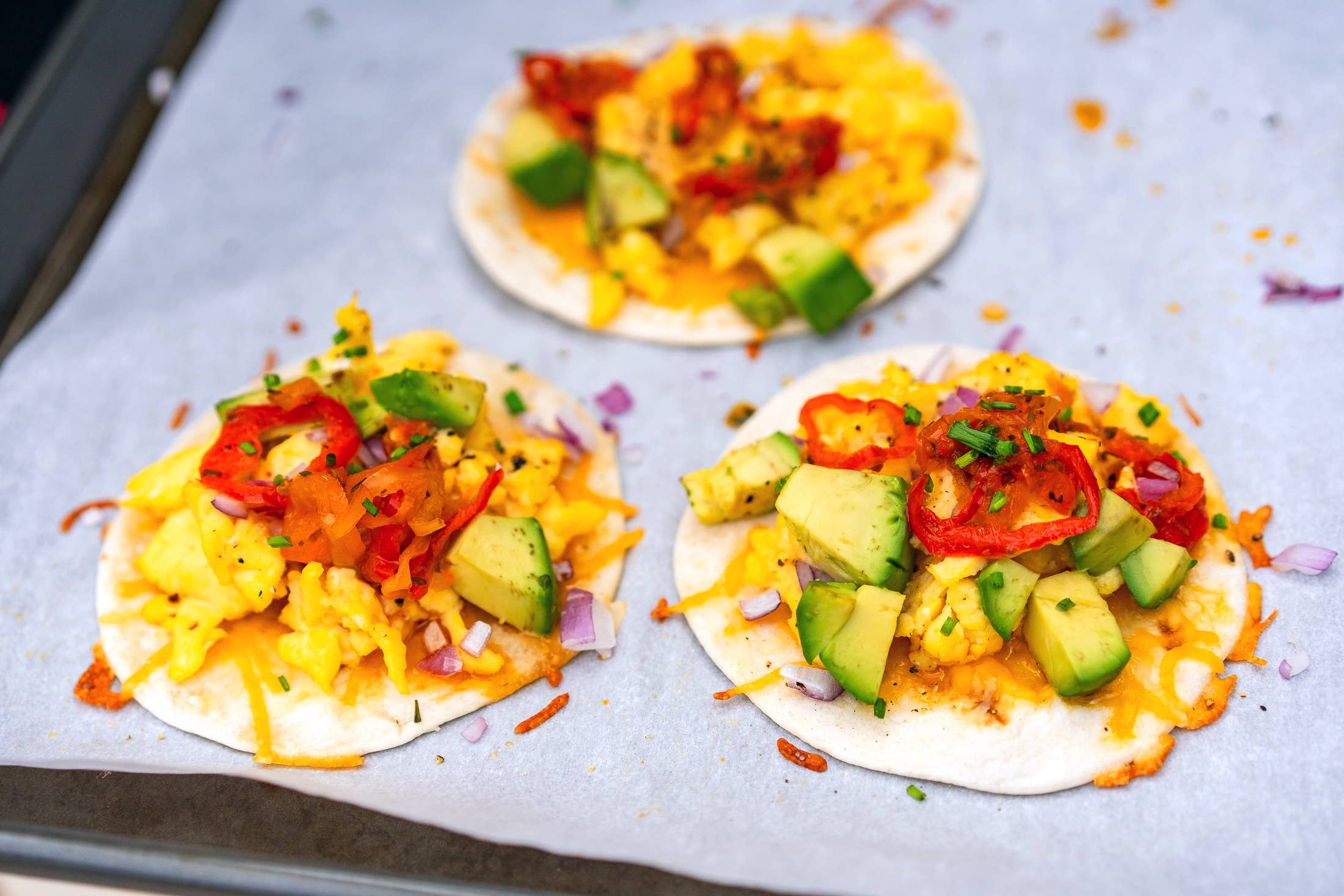 Suhey Peppers - Wholesale Pickled Vegetables - "Medium" Heat - Peppers in Olive Oil (15.5oz)1