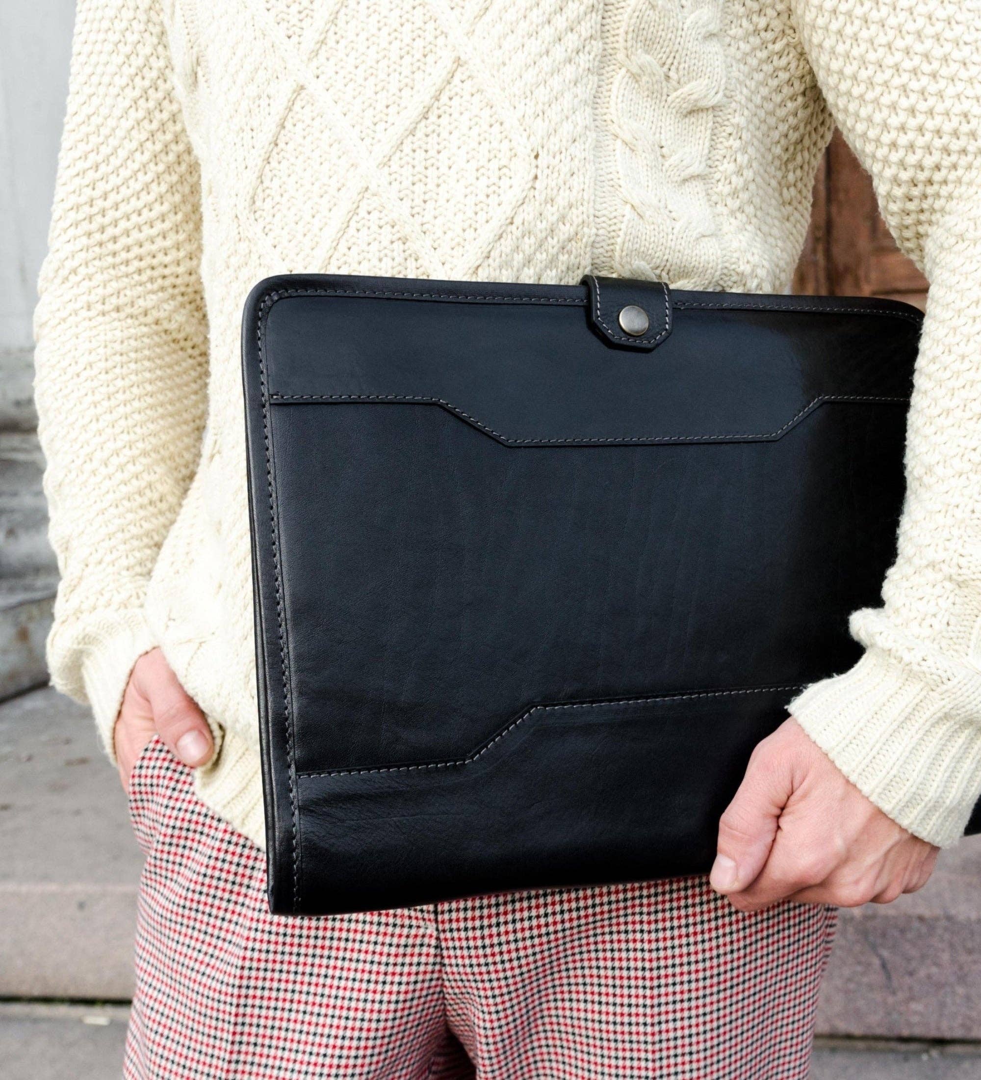 Time Resistance – wholesale Mappar – Läder A4 Dokument Mapp Organizer - The Call of the Wild1