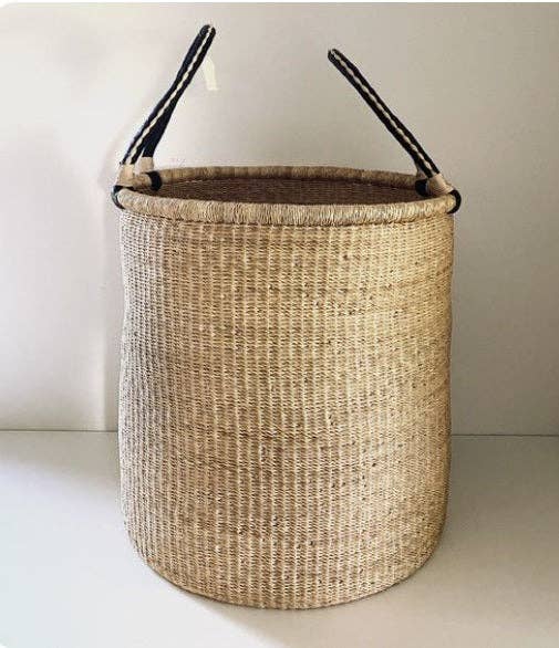 The African Home Goods - Wholesale Basket - Ghana Natural Large Traditional Handwoven African Ghana Laundry Basket Natural Hamper basket - Black Handles0