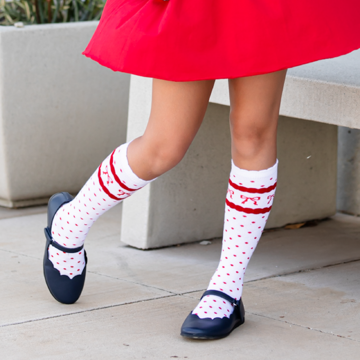 Little Stocking Co. - Wholesale Socks - Kids & Baby - Red Bow Scalloped Knee Socks4