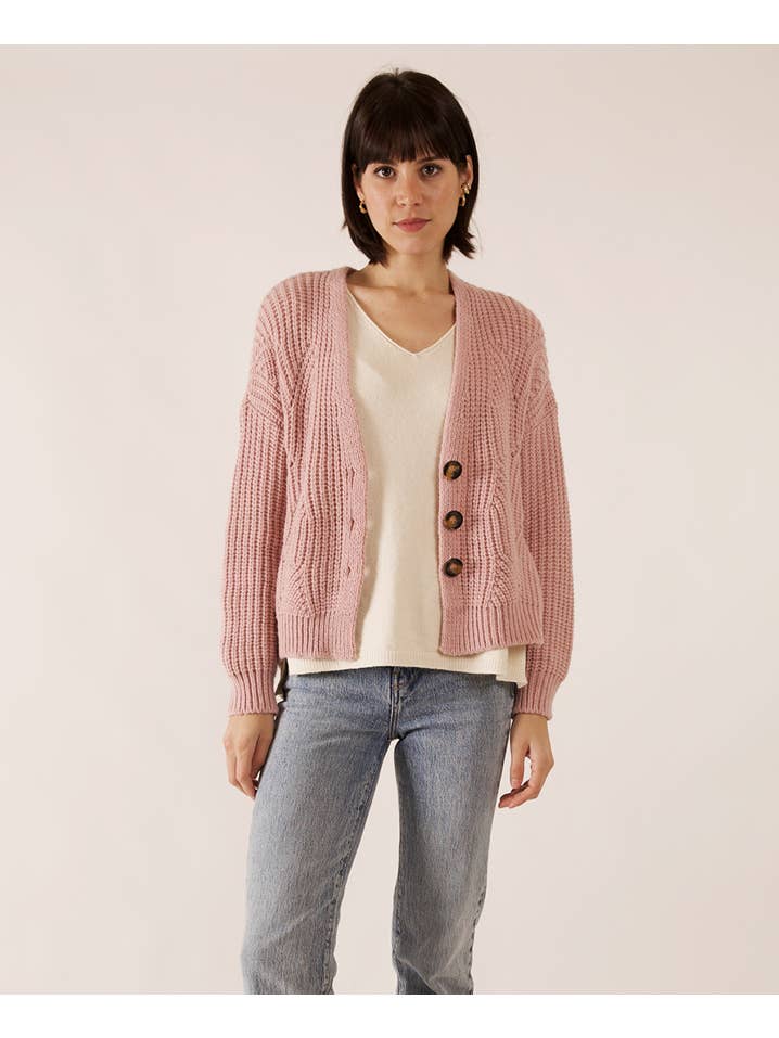 JULIA PARIS - Wholesale Cardigan - Women's - Cropped buttoned cardigan in blended wool knit1