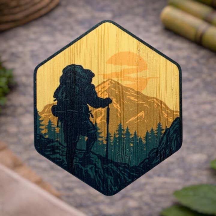 Randonnée et montagne pour la vente par Bamboo Wood Stickers
