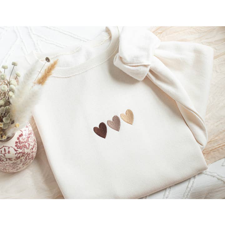 Nunu's Studio - Wholesale Sweatshirt - Women's - Embroidered Ombre Heart Sweatshirt for Women