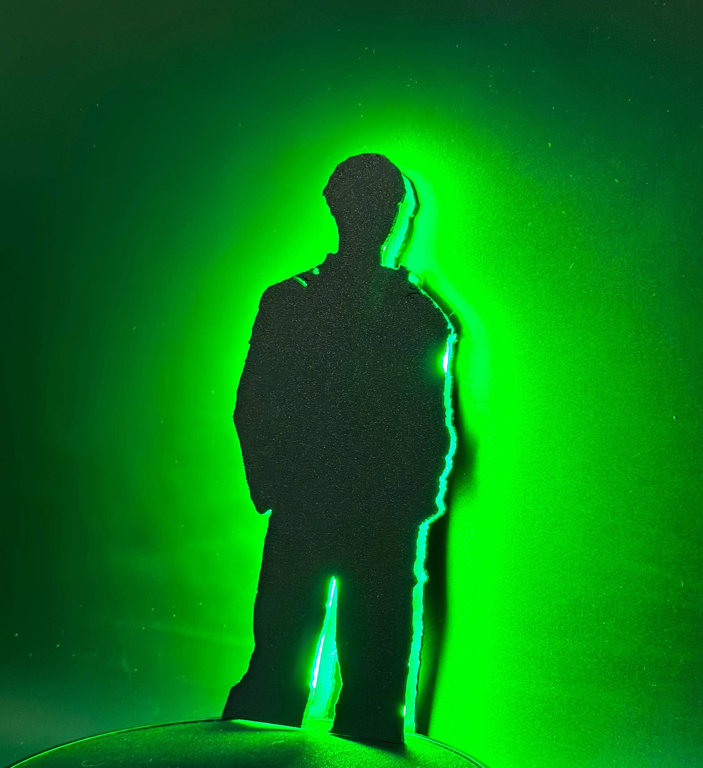 <3 Studio – Großhandel Akzent-/Schreibtischleuchte – Bang Chan LED-Silhouettenlampe: Farbwechselnde K-Pop-Dekoration, Stray Kids Raumlicht, Fan-Geschenk7