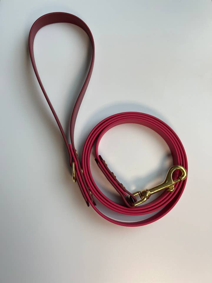 Two-tone Biothane Magenta and Wine for wholesale by Let’s Go Leash Co.