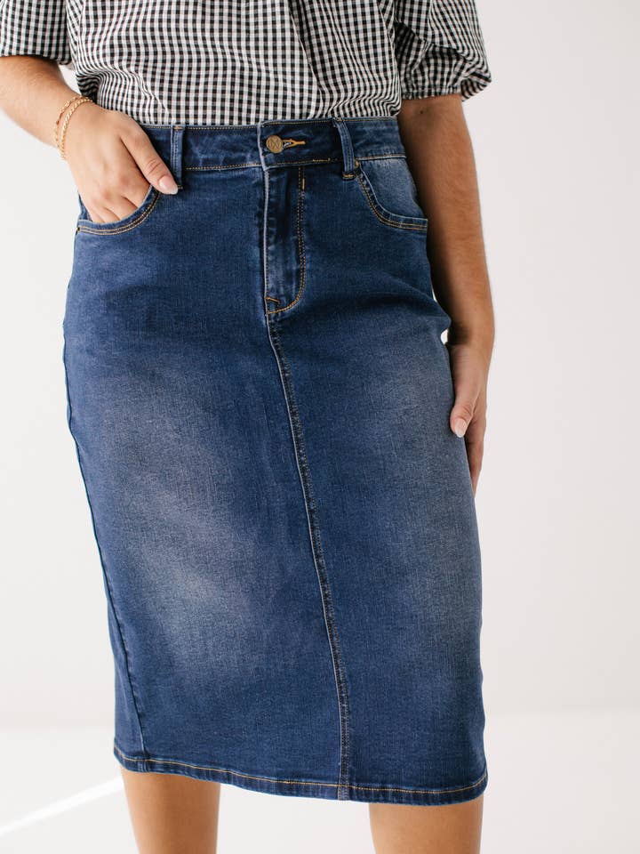 The Main Street Exchange - Wholesale Skirt - Women's - 'Wren' Classic Denim Skirt20