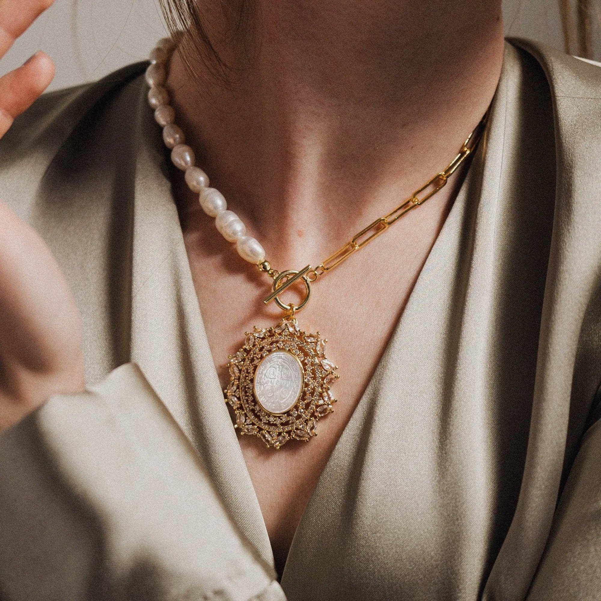 PHOEBE´S – Engroshandel Halskæde med vedhæng – Katolsk halskæde, Sankt Benedikt amulet, beskyttelseshalskæde5