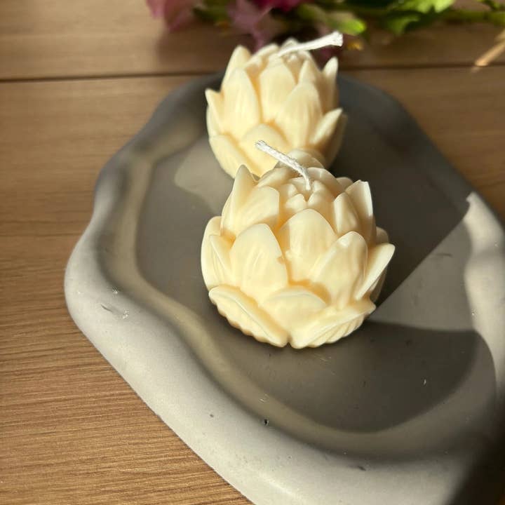 IrinisCandles - Wholesale Novelty Candle - Lotus flower