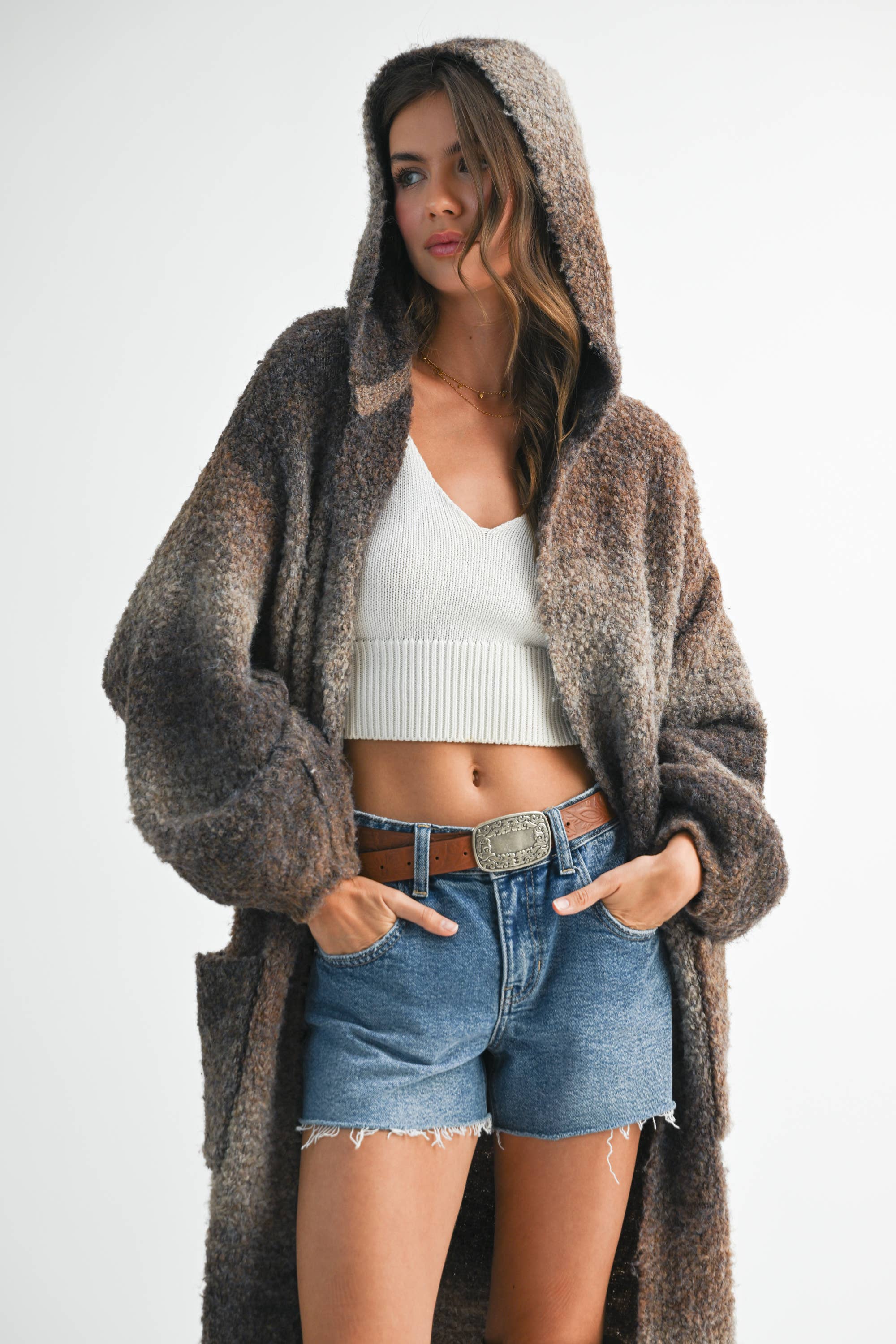 AEMI + CO - Vente Cardigan – femme - Cardigan à capuche Nelsi avec manches ballon et poches9