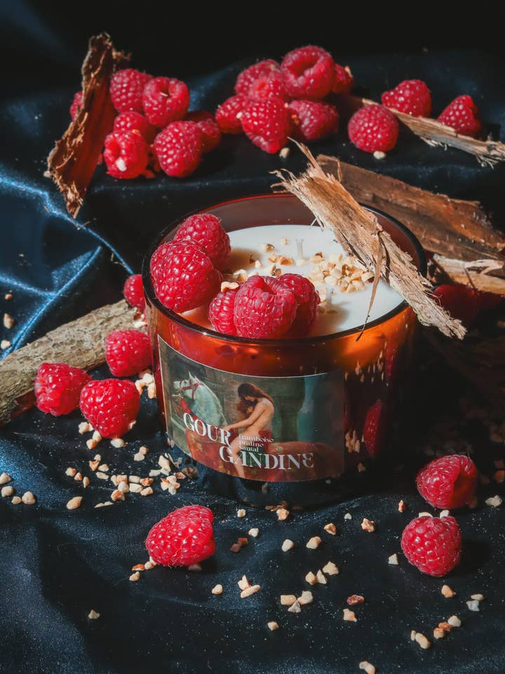 Botschaftskerze Himbeere Praline Sandelholz für den Großhandel von Gourgandine bougies