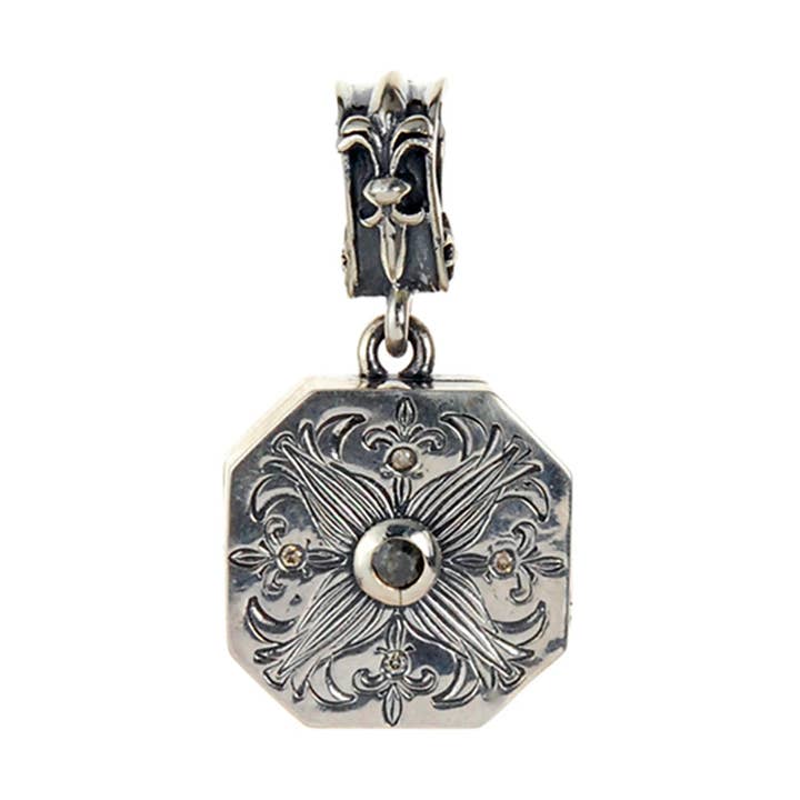 Silver Pendant Medaillon Lily Flower Engraved for wholesale by ElfCraft