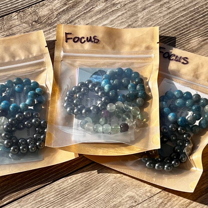 Pack de 3 Pulseras - Enfoque (Cristales y Piedras) para venta al por mayor de Pebble House