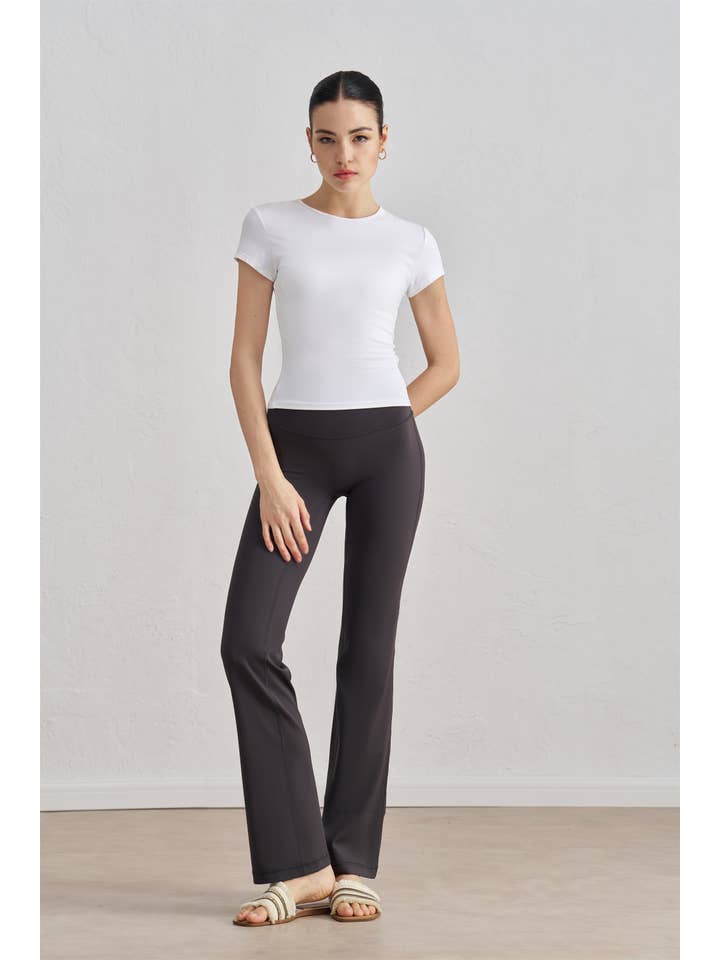 91thelabel - Vente Pantalon de sport – femme - Pantalon de yoga taille haute évasé sculptant Athena6