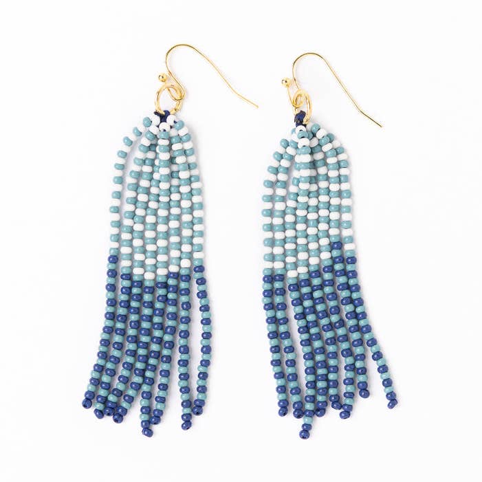 Kampdag Kvast Perleøreringe Marineblå, Blå, + Hvid Engros for engroshandel hos INK + ALLOY